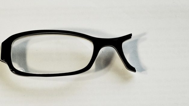 https://www.bardoptical.com/wp-content/uploads/2020/02/glasses-adjustment-628x353.jpg