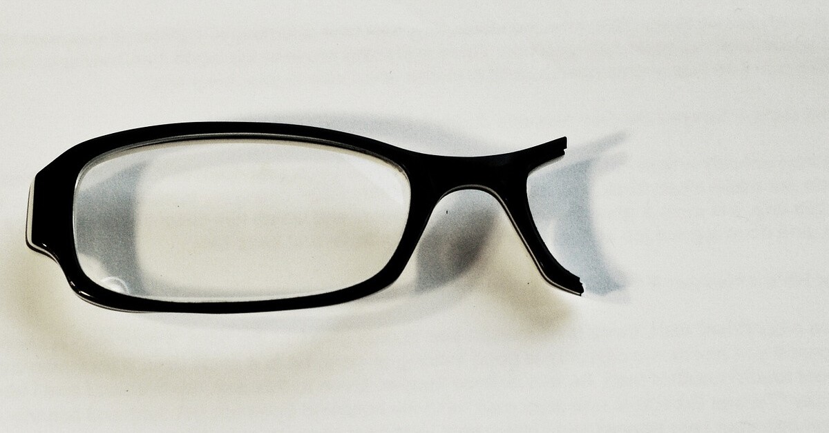 Glasses and Frames Adjustment Bard Optical