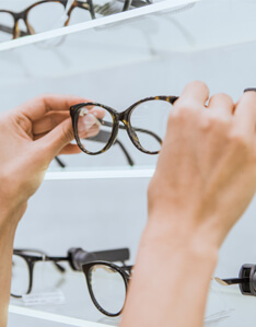 Eyewear options of everyone in Bard Optical Quincy